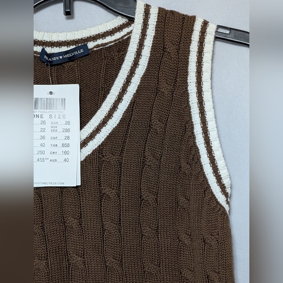 Brandy Melville Brown Cable Knit V-neck Sweater Vest, Made In Italy One Size NWT - Picture 4 of 12
